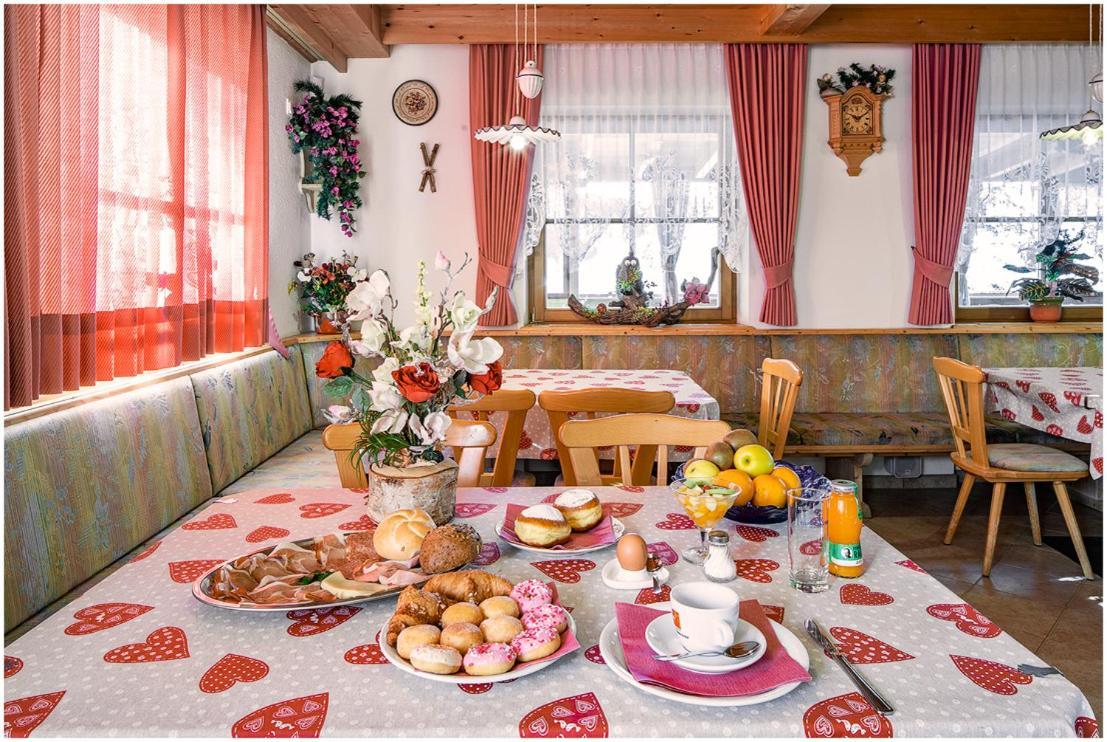 Garni B&B Chi Vai San Vigilio Di Marebbe Esterno foto